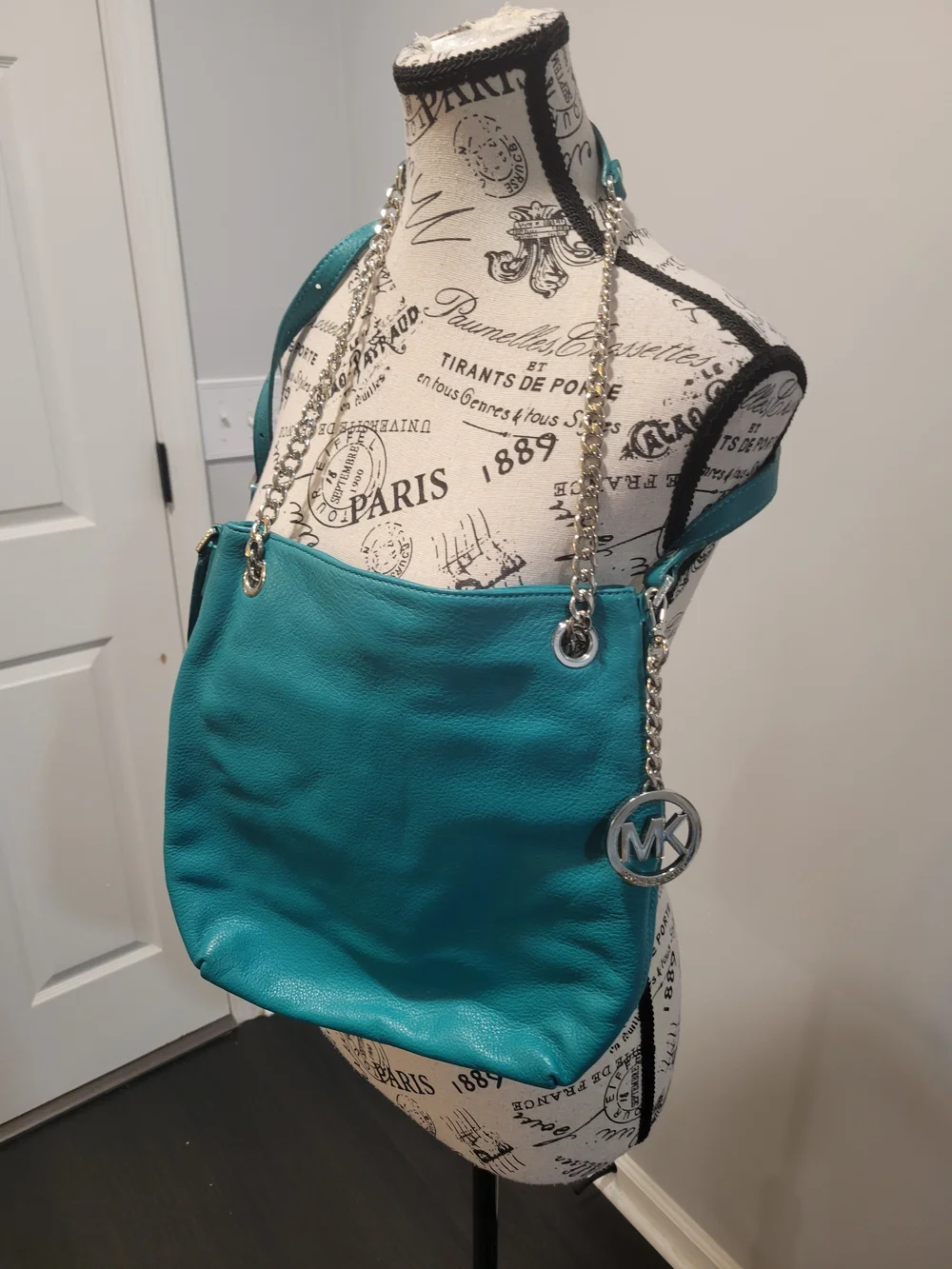 Michael Kors Turquoise Leather Shoulder Bag with Chain Strap